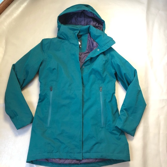 The North Face Jackets & Blazers - The North face blue-Green Jacket  M